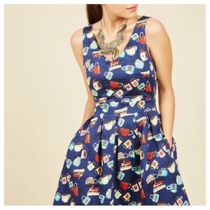 Modcloth coffee cups dress Small